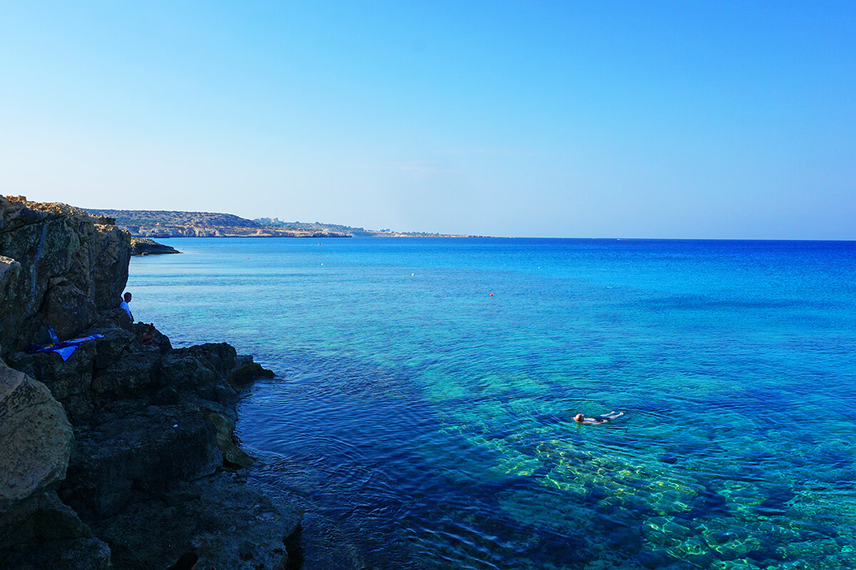キプロス 見るも泳ぐも美しい海 アヤナパ周辺の人気ビーチはココだ Dutch Blog